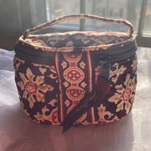 VERA BRADLEY small cosmetic bag